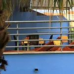 Guest house Znjan 3*