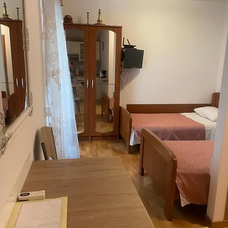 Znjan Gostinjska kuća Split