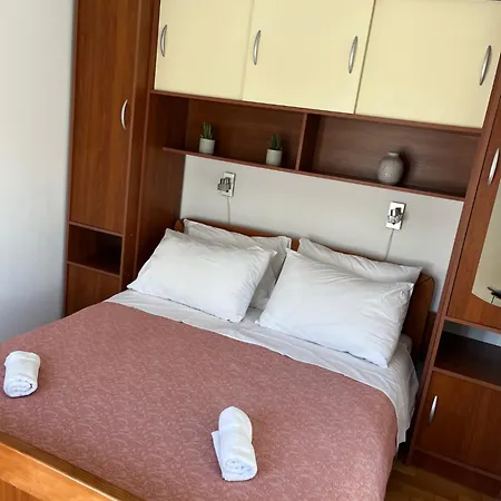 Znjan Gostinjska kuća 3*