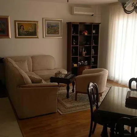 Gostinjska kuća Znjan 3*